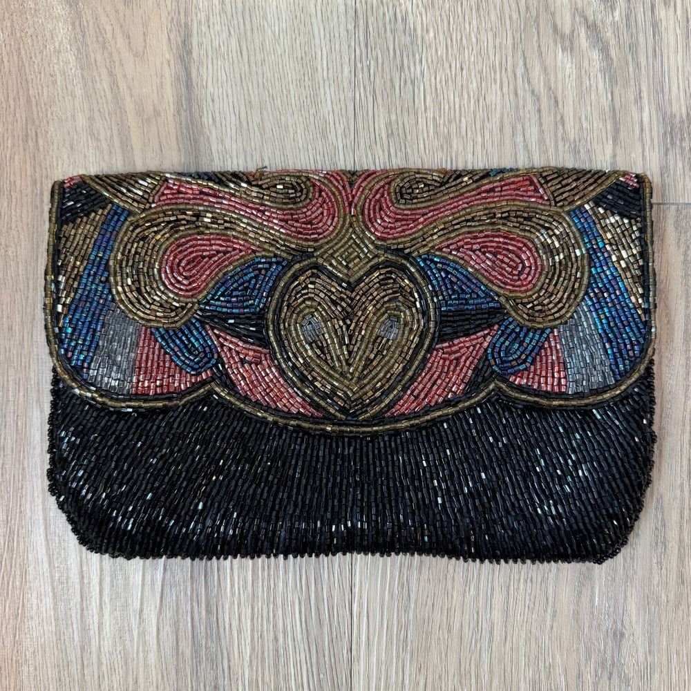 Vintage Regale LTD Vintage Hand Beaded Heart Clutch Bag Scalloped Evening Bag
